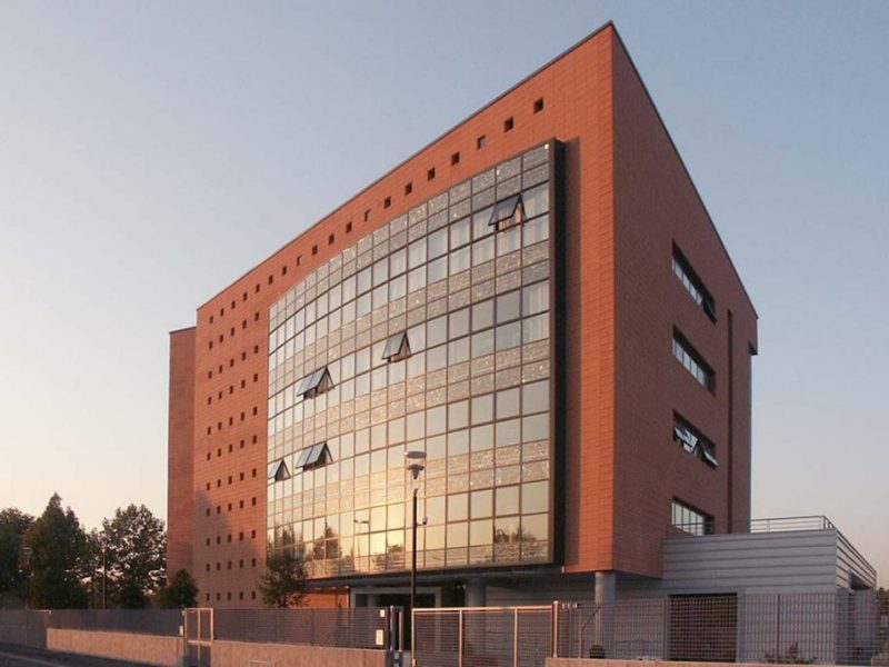 LUOGO: ROMA

PROGETTO: ARCH.F.CAPOLEI

ANNO: 2004