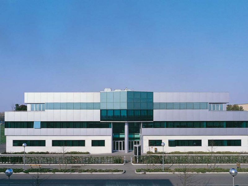 LUOGO: FAENZA

PROGETTO: ARCH. F.P.PAGNONI

ANNO: 2003