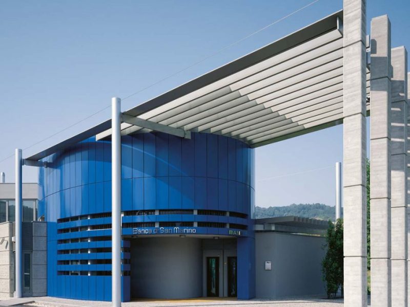 LUOGO: GUALDICCIOLO (RSM)

PROGETTO: ARCH.E.BOLLIMI

ANNO:2002