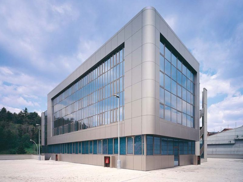 LUOGO: L’AQUILA

PROGETTO: ING.G.VITULLO

ANNO:1995